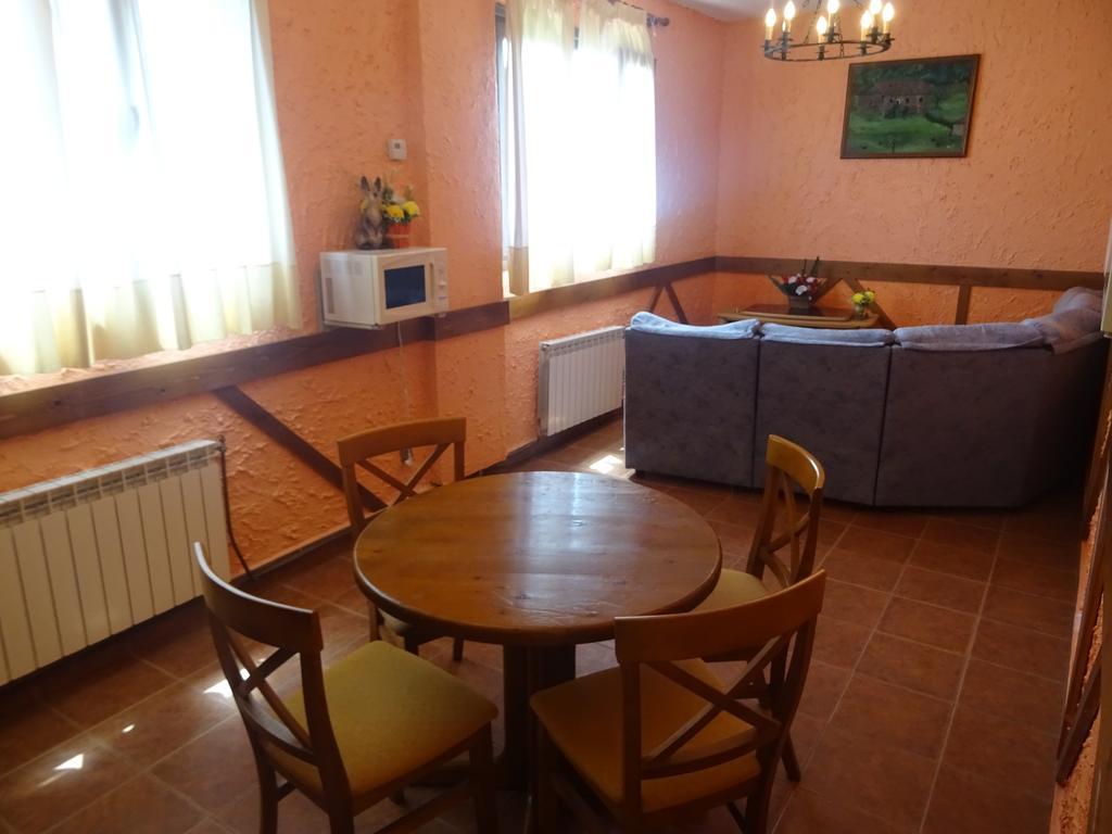 Casa Rural Arratzain Guest House Usúrbil Екстериор снимка